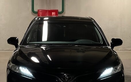 Toyota Camry, 2019 год, 2 850 000 рублей, 3 фотография