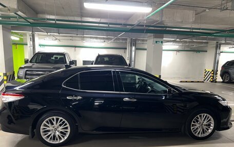 Toyota Camry, 2019 год, 2 850 000 рублей, 7 фотография