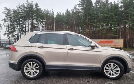 Volkswagen Tiguan II, 2017 год, 2 300 000 рублей, 5 фотография