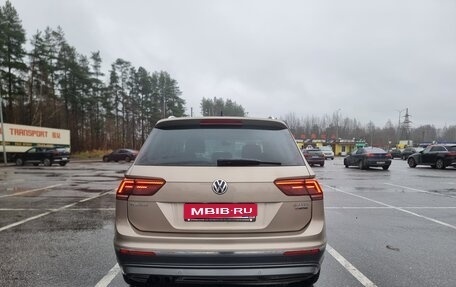 Volkswagen Tiguan II, 2017 год, 2 300 000 рублей, 6 фотография