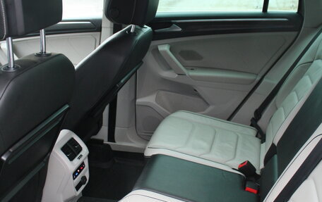 Volkswagen Tiguan II, 2017 год, 2 300 000 рублей, 17 фотография