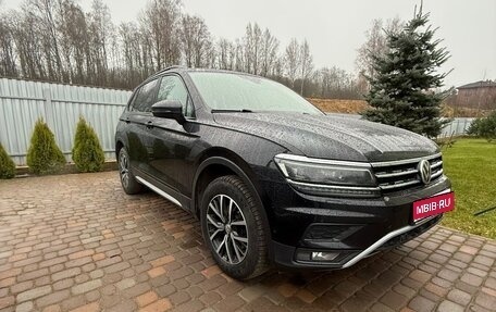 Volkswagen Tiguan II, 2020 год, 2 800 000 рублей, 1 фотография