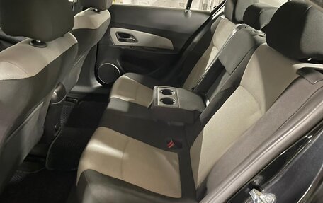 Chevrolet Cruze II, 2012 год, 800 000 рублей, 15 фотография