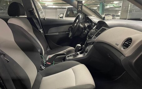 Chevrolet Cruze II, 2012 год, 800 000 рублей, 18 фотография