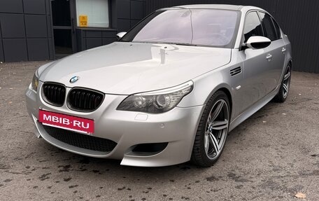 BMW 5 серия, 2006 год, 3 300 000 рублей, 2 фотография