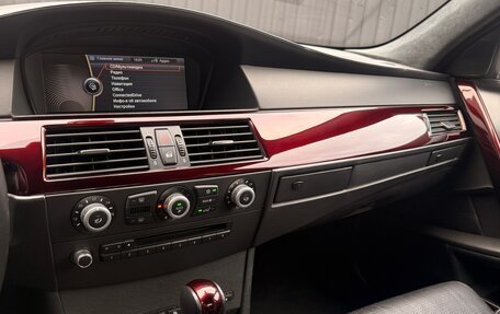 BMW 5 серия, 2006 год, 3 300 000 рублей, 22 фотография