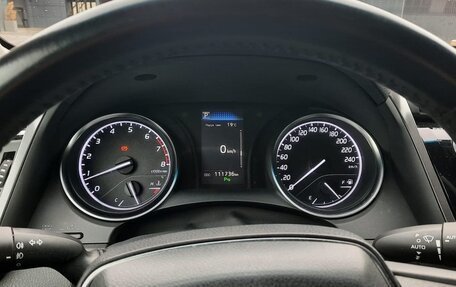 Toyota Camry, 2019 год, 2 400 000 рублей, 12 фотография