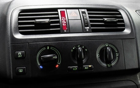 Skoda Fabia II, 2011 год, 898 000 рублей, 16 фотография