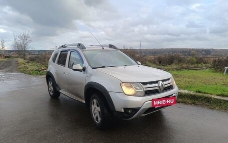 Renault Duster I рестайлинг, 2016 год, 990 000 рублей, 2 фотография