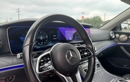 Mercedes-Benz E-Класс, 2019 год, 4 800 000 рублей, 4 фотография