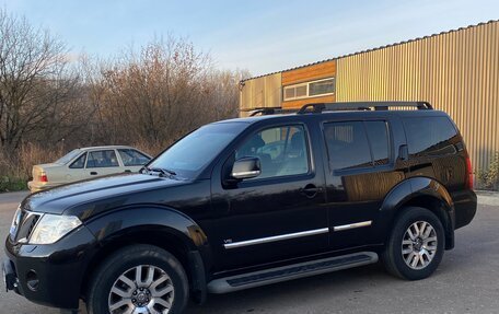 Nissan Pathfinder, 2012 год, 1 850 000 рублей, 2 фотография