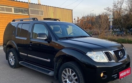 Nissan Pathfinder, 2012 год, 1 850 000 рублей, 3 фотография