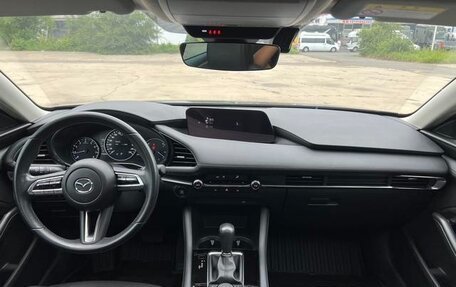 Mazda 3, 2022 год, 1 110 000 рублей, 11 фотография