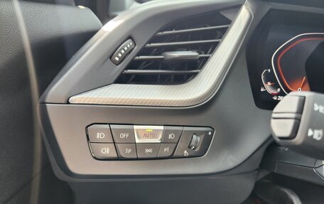 BMW 1 серия, 2022 год, 2 112 000 рублей, 14 фотография