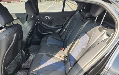 BMW 1 серия, 2022 год, 2 112 000 рублей, 16 фотография