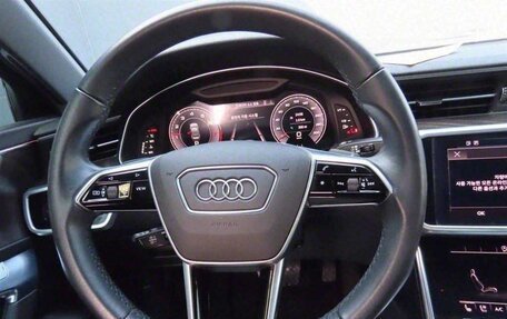 Audi A6, 2021 год, 2 900 000 рублей, 9 фотография