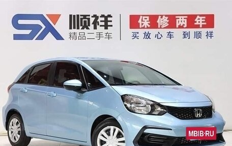 Honda Fit, 2021 год, 1 180 000 рублей, 3 фотография