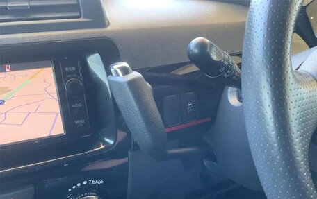 Toyota bB II рестайлинг, 2016 год, 689 000 рублей, 12 фотография