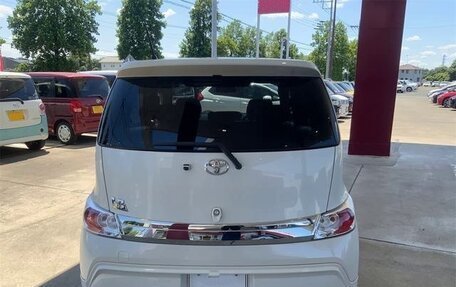 Toyota bB II рестайлинг, 2016 год, 689 000 рублей, 5 фотография