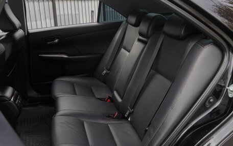 Toyota Camry, 2017 год, 2 120 000 рублей, 9 фотография