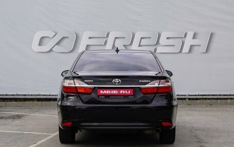 Toyota Camry, 2017 год, 2 120 000 рублей, 4 фотография