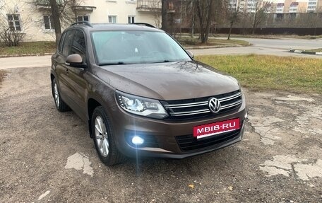 Volkswagen Tiguan I, 2015 год, 2 100 000 рублей, 3 фотография