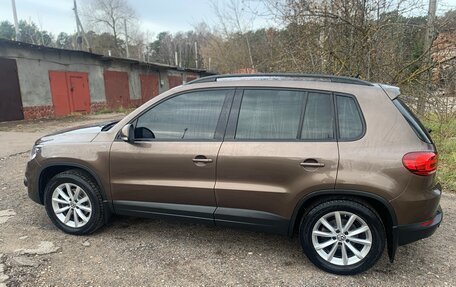 Volkswagen Tiguan I, 2015 год, 2 100 000 рублей, 8 фотография