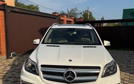 Mercedes-Benz GL-Класс, 2015 год, 3 370 000 рублей, 10 фотография