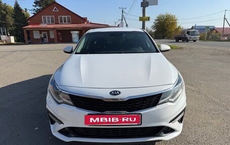 KIA Optima IV, 2018 год, 1 910 000 рублей, 2 фотография