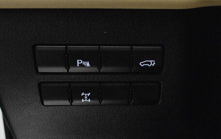 Lexus NX I, 2015 год, 3 330 000 рублей, 13 фотография