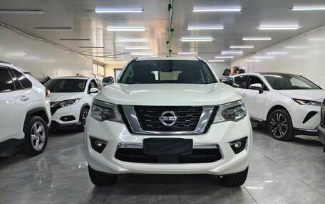 Nissan Terra, 2022 год, 2 390 000 рублей, 2 фотография