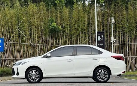 Toyota Vios III, 2022 год, 1 200 000 рублей, 6 фотография