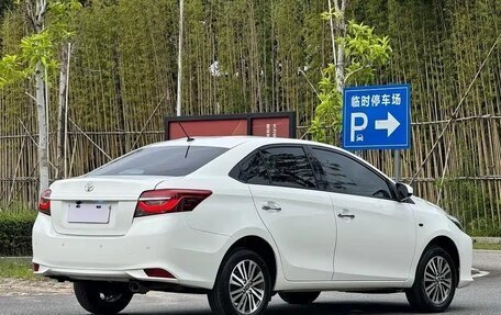 Toyota Vios III, 2022 год, 1 200 000 рублей, 9 фотография