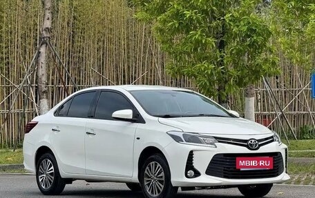 Toyota Vios III, 2022 год, 1 200 000 рублей, 3 фотография