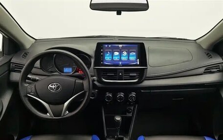 Toyota Vios III, 2022 год, 1 230 000 рублей, 5 фотография