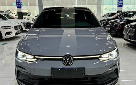 Volkswagen Golf VIII, 2022 год, 1 920 275 рублей, 2 фотография