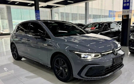 Volkswagen Golf VIII, 2022 год, 1 920 275 рублей, 3 фотография