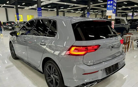 Volkswagen Golf VIII, 2022 год, 1 920 275 рублей, 4 фотография