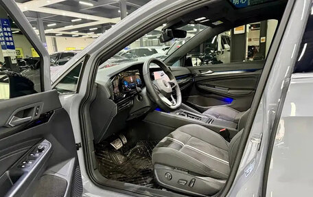 Volkswagen Golf VIII, 2022 год, 1 920 275 рублей, 7 фотография