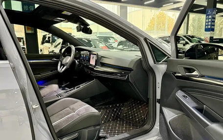 Volkswagen Golf VIII, 2022 год, 1 920 275 рублей, 8 фотография