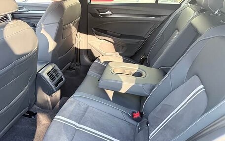 Volkswagen Golf VIII, 2024 год, 2 550 000 рублей, 8 фотография