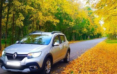 Renault Sandero II рестайлинг, 2019 год, 895 000 рублей, 1 фотография