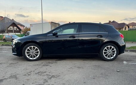 Mercedes-Benz A-Класс, 2018 год, 3 000 000 рублей, 3 фотография