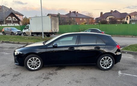 Mercedes-Benz A-Класс, 2018 год, 3 000 000 рублей, 4 фотография