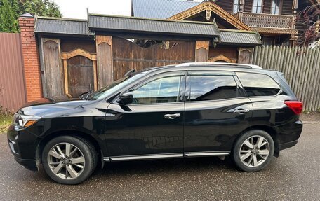 Nissan Pathfinder, 2019 год, 2 500 000 рублей, 3 фотография