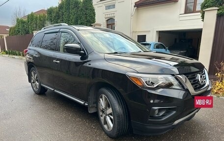 Nissan Pathfinder, 2019 год, 2 500 000 рублей, 4 фотография