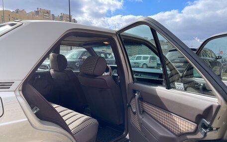 Mercedes-Benz 190 (W201), 1992 год, 950 000 рублей, 14 фотография