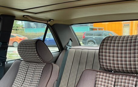 Mercedes-Benz 190 (W201), 1992 год, 950 000 рублей, 15 фотография