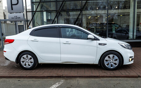 KIA Rio III рестайлинг, 2015 год, 1 069 000 рублей, 6 фотография