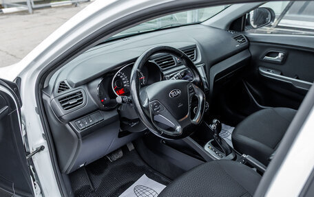 KIA Rio III рестайлинг, 2015 год, 1 069 000 рублей, 15 фотография